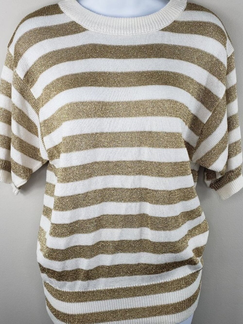 Stephanie by Suzette Short Sleeve Sweater Size M
